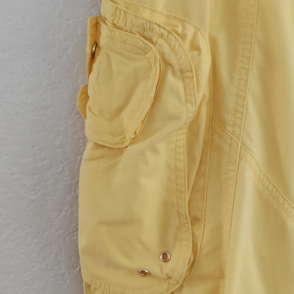 Lauren Jeans Co. Crop Cargo Pants Size 12 - Picture 3 of 10